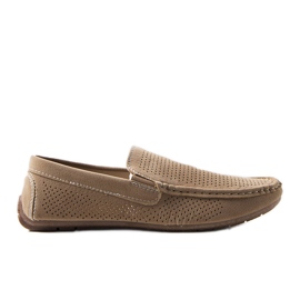 News Beige loafers för herr med perforering från Laberge