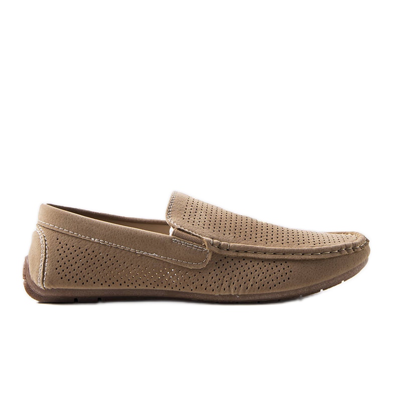 News Beige loafers för herr med perforering från Laberge