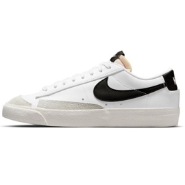 Nike Blazer Low 77 W DC4769-102 skor vit