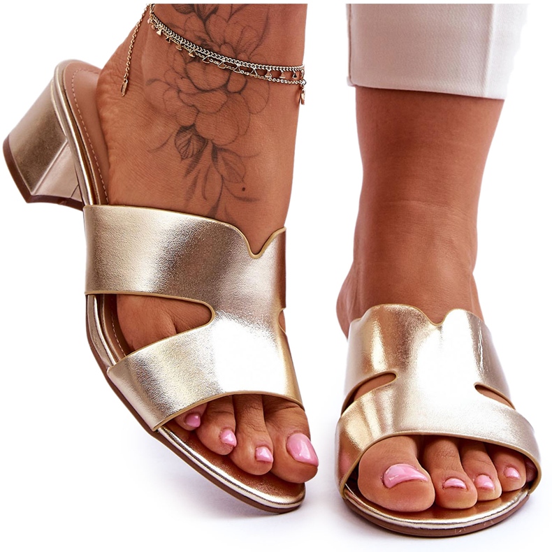 FJ1 Klassiska lågklackade lädersandaler Golden Miley gyllene