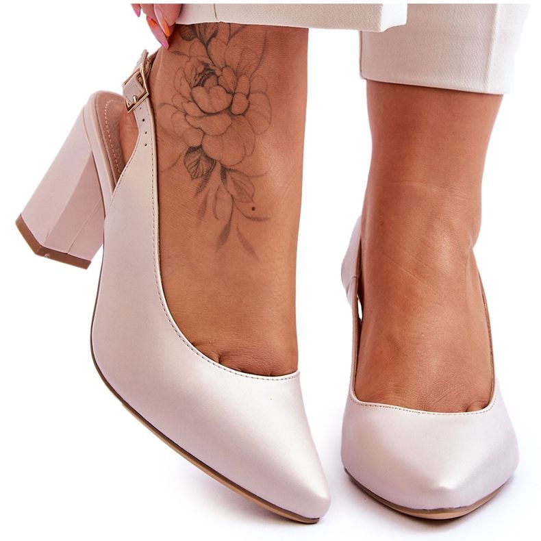 Bekväma pumps på häl Sergio Leone SK162 Pearly Beige