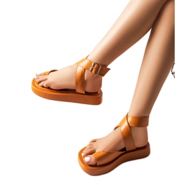 Bruna platåsandaler från Beauchamp