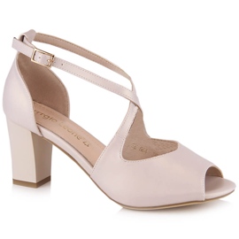 Kvinnors formella sandaler på den postbeige pärlan Sergio Leone SK864