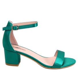 Lågklackade sandaler från Clarence Green grön
