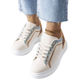 Beige sneakers med tjock sula från Soucy