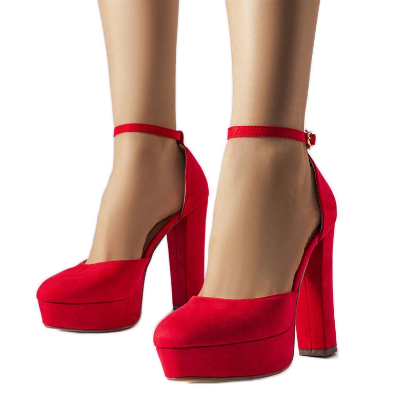 Sacré röda högklackade pumps