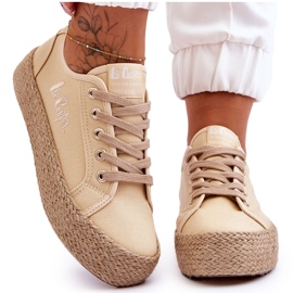 Fashionabla flätade sneakers Lee Cooper LCW-23-31-1795L Beige