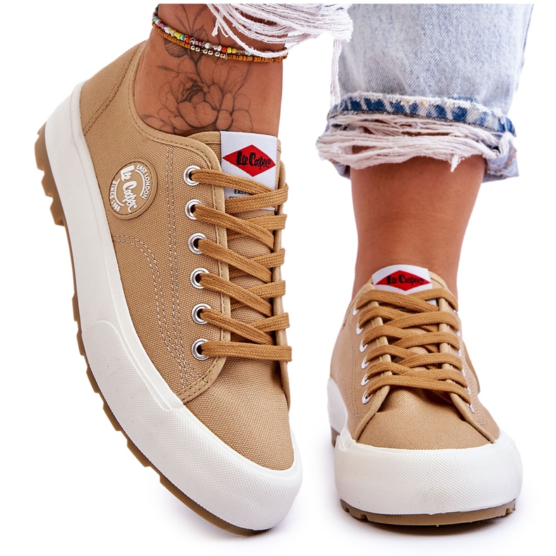 Lågplattformssneakers dam Lee Cooper LCW-23-44-1655L Beige