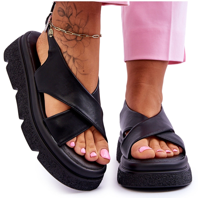 PE1 Fashionabla svarta Chester Platform-sandaler