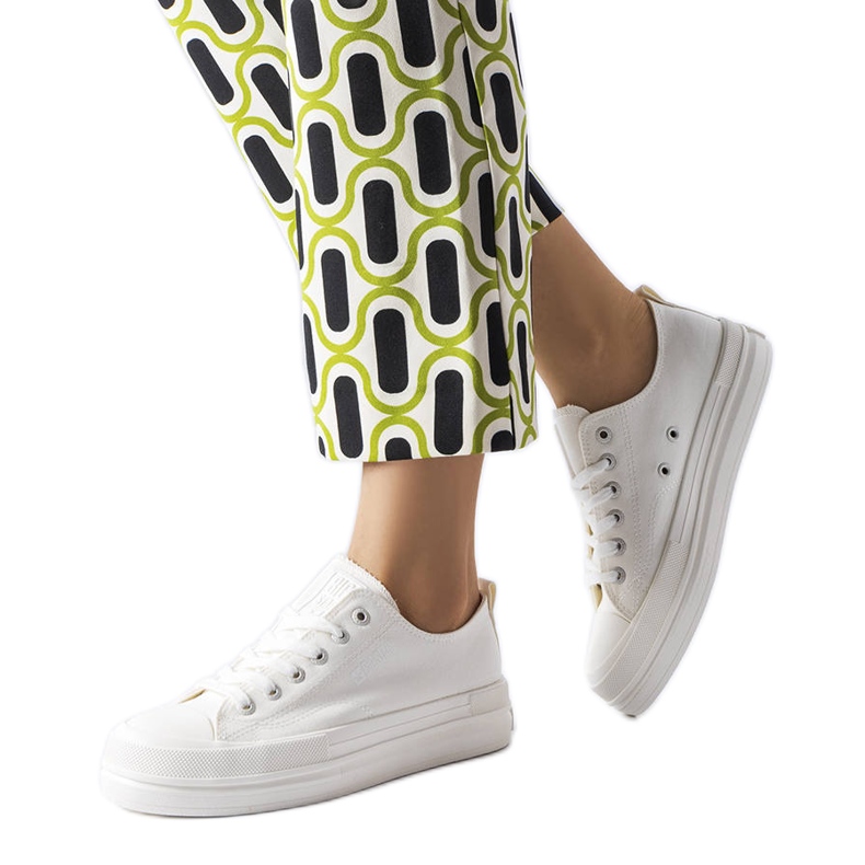 Vita sneakers på plattformen Big Star LL274968
