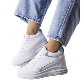 Vita sneakers med glitterinlägg från Bonevil