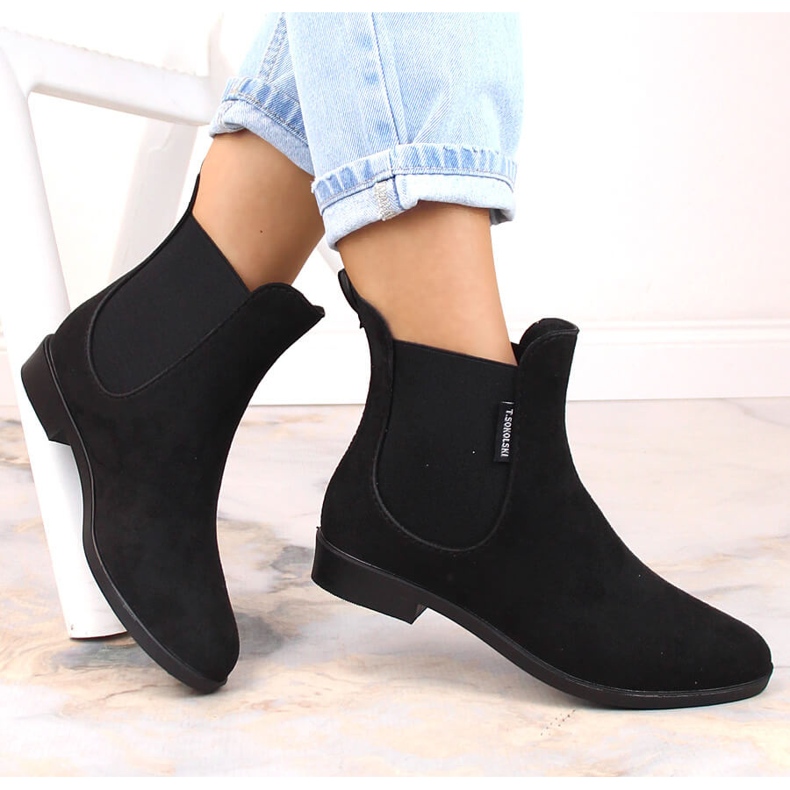 Damvattentäta T.Sokolski KAL23-11 svarta stövlar