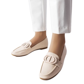 Beige loafers med spänne från Poissonnier