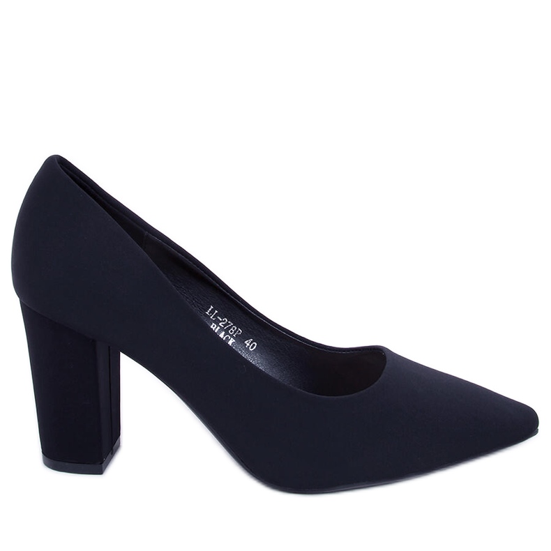 Pumpar på Eilish Black-stolpen svart