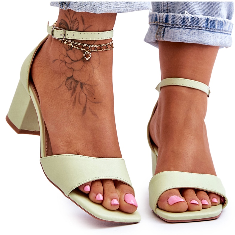 PG1 Ekologiska lädersandaler på låg klack Ljusgrön Whitney