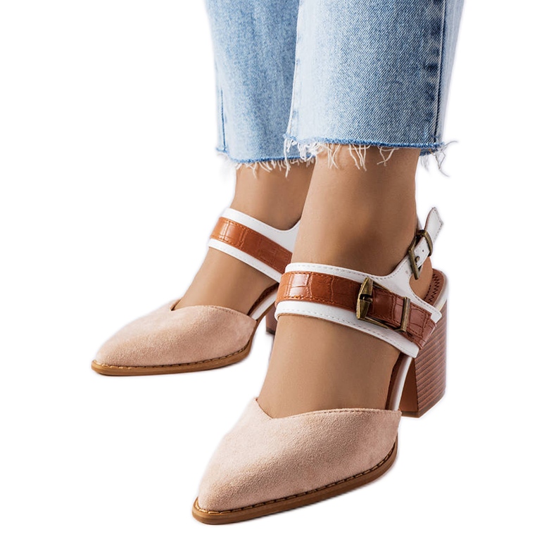 Beige stilettpumps från Hardouin