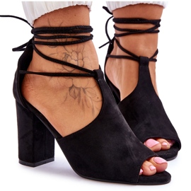 PG1 Svart Sophie Mocka med snörning av högklackade sandaler