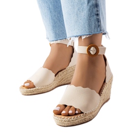 Beige espadrillor från Turcotte