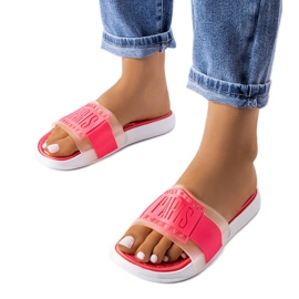 Rosa gummitofflor från Paris