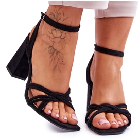 Klassiska mockaklacksandaler Svart Bernett