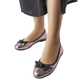 Silvermetallic ballerinor med Boro rosett