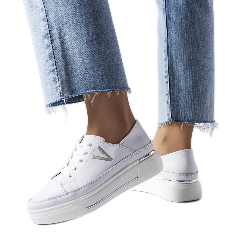 Vinceza Vincez vita ljusa sneakers