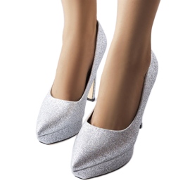 Silver brokadklackar från Proulx