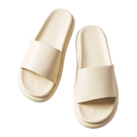 Beiga tofflor på plattformen beige