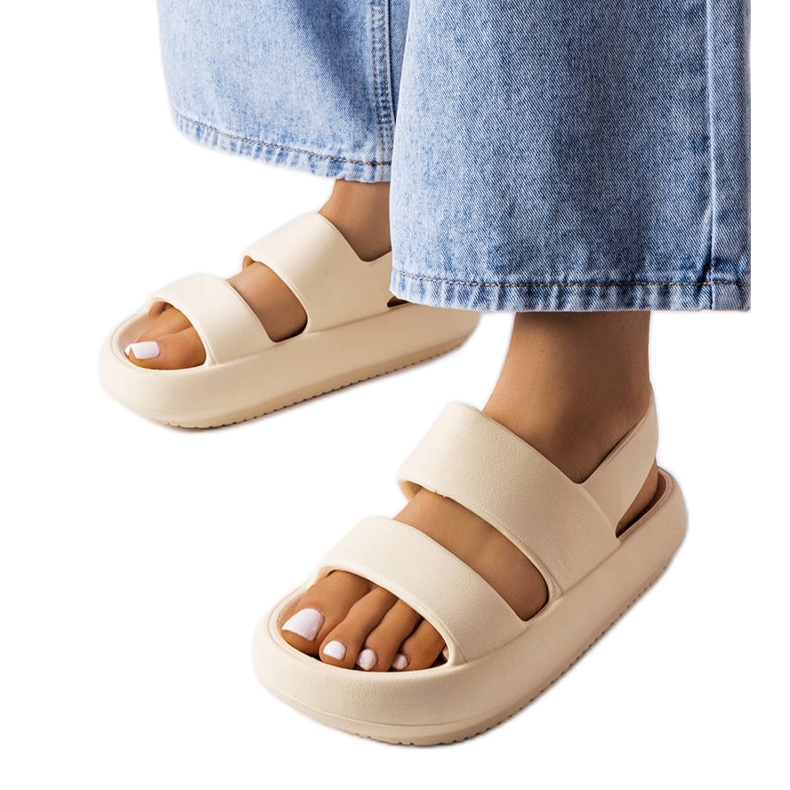 Beige sandaler från Émond