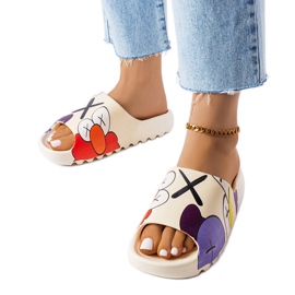 Beige diabilder med slitbana och tryck