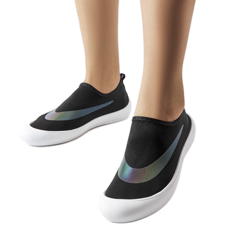 Svarta elastiska sneakers från Stover