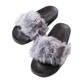 Gråa tofflor med päls från Genevre