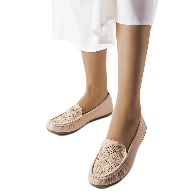 Beige loafers dekorerade med Gamache strass