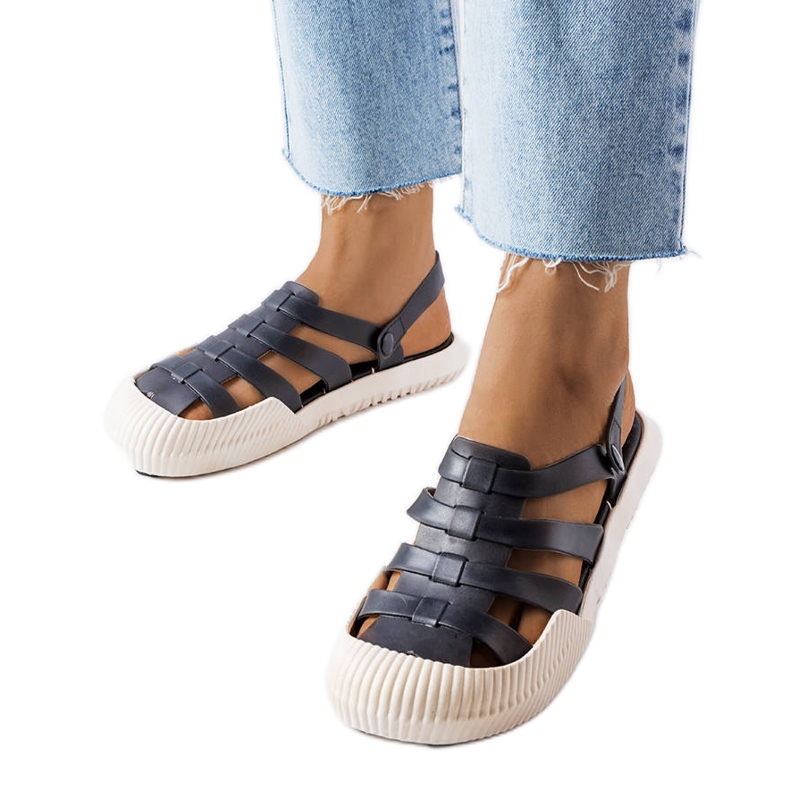 Kantonsvarta gummisandaler