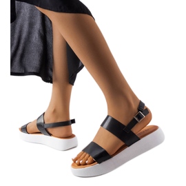 BM Svarta platåsandaler från Isaac