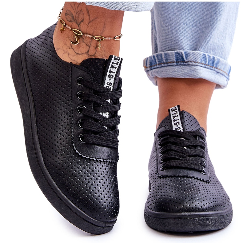 Genombrutna Sneakers Sneakers för kvinnor Svart Carinel vit