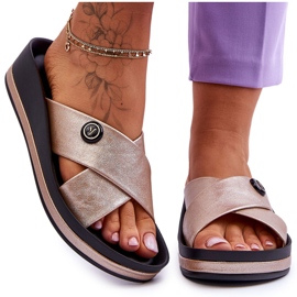 Vinceza Brooklyn-tofflor med guldprydd plattform för kvinnor gyllene