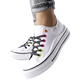 Vita platåsneakers från Bois