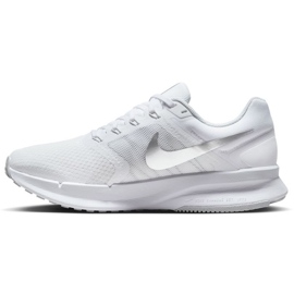 Löparskor Nike Run Swift 3 W DR2698 101 vit