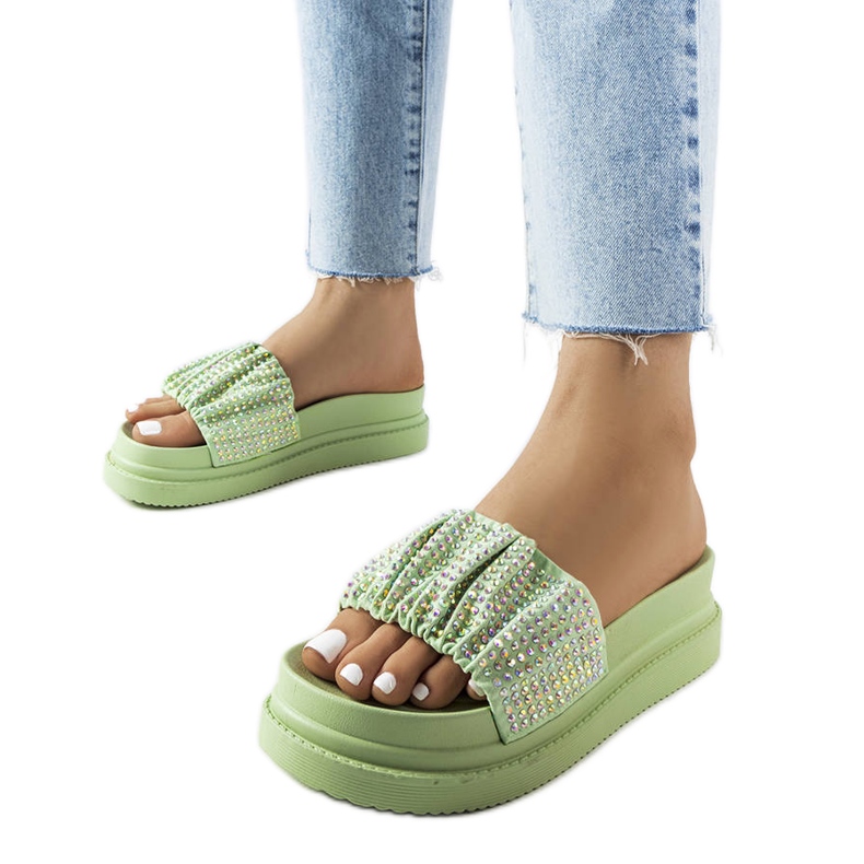 Gröna sandaler med cubic zirconia från Franet