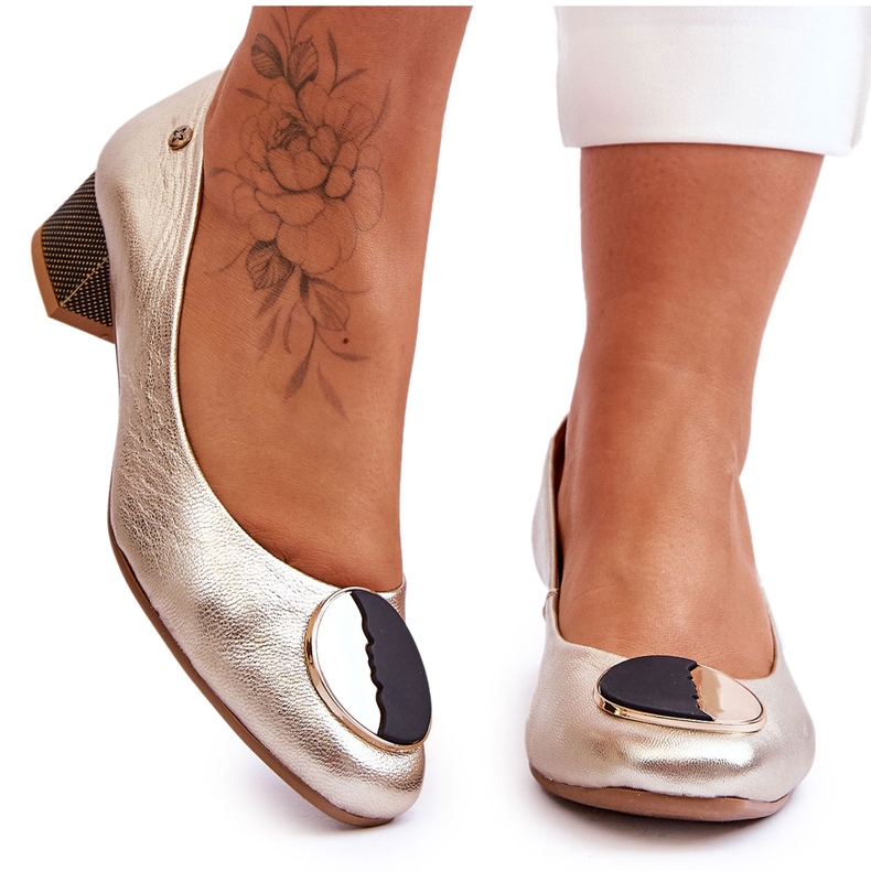 Läder lågklackade pumpar Maciejka 05960-25 Guld gyllene