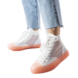 Vita och rosa high-top sneakers från Nanterre