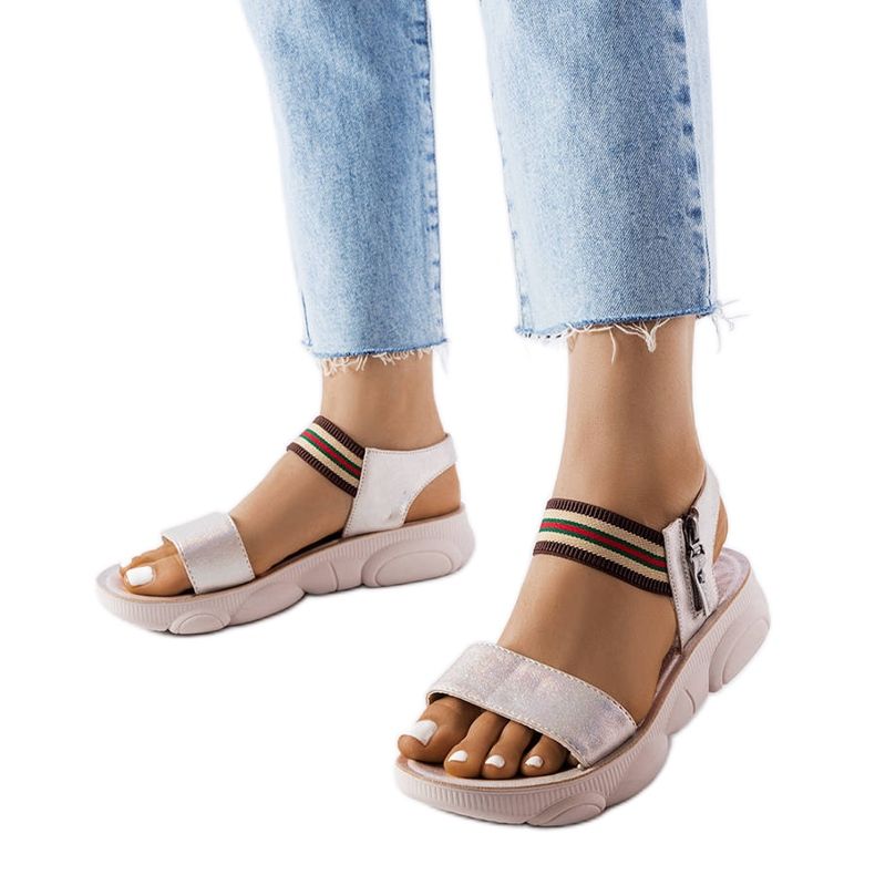 Beige metallic sport sandaler från Parsip