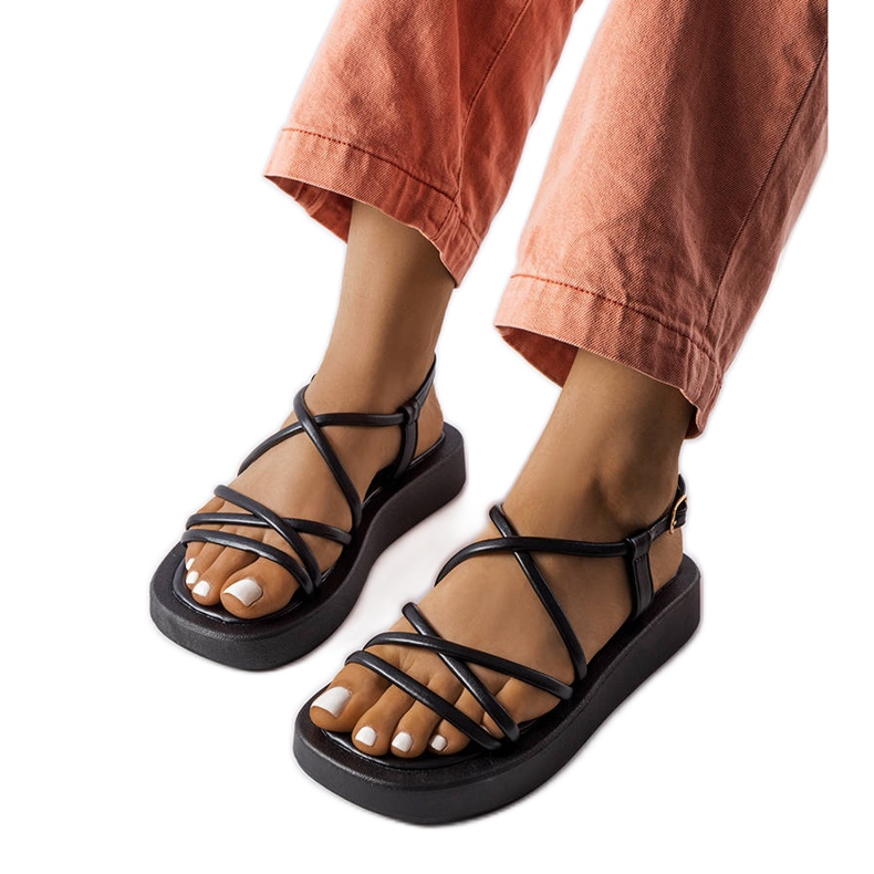 Svarta platåsandaler från Brunelle