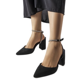 Svarta klackpumps från Stella