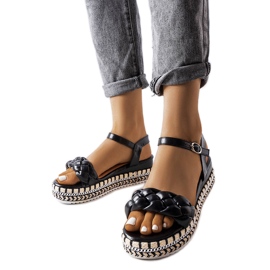 Katrin svarta platåsandaler