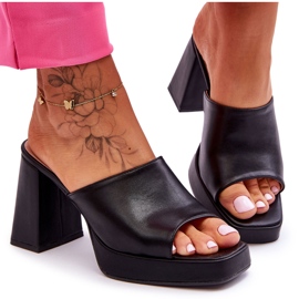 Svarta Livesa högklackade skinntofflor