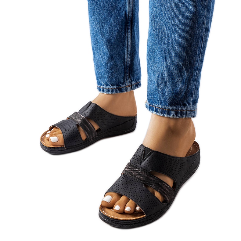 Svarta ljusa sandaler från Oliwia