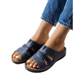 Blå ljus wedge tofflor från Oliwia