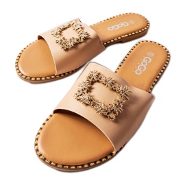 Beige reglage med dekor från Miriama